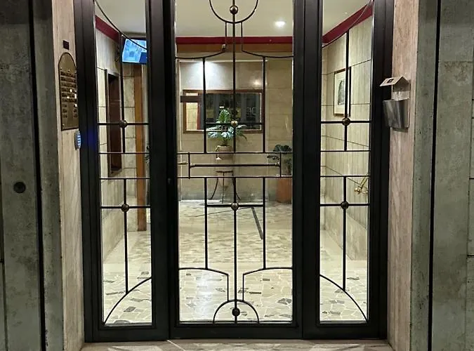 Claudio Vaticano Apartment Rome